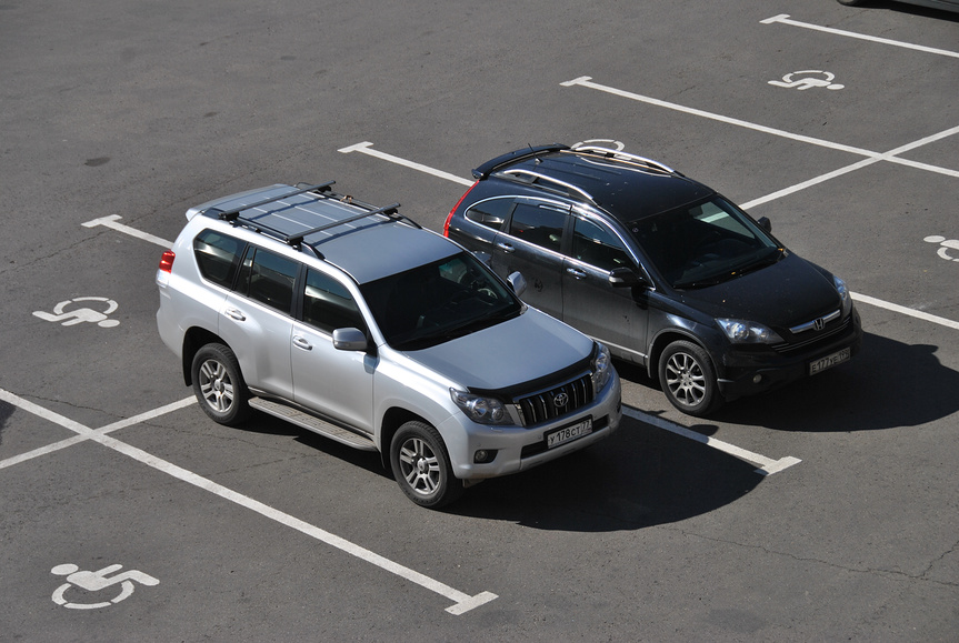 В Подмосковье добавляют платные парковки